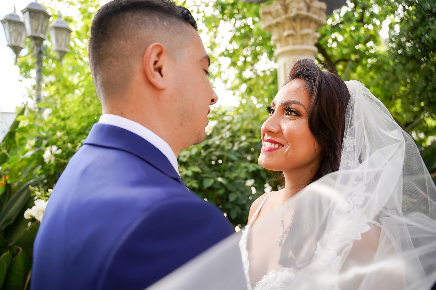 Bride and groom at a Bakersfield wedding by Johan Studio